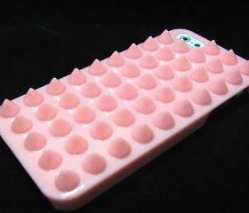 Studded iphone 5 case, iphone 5G case, Spike iphone 5 Punk case, iphone 5G Pink Stud Case, Pink iphone 5 Case, Plastic iphone 5G Case 