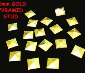 100 pcs 10mm DIY Gold Pyramid FlatBack Studs Hotfix Iron On Glue On for iPhone Case or Crafts